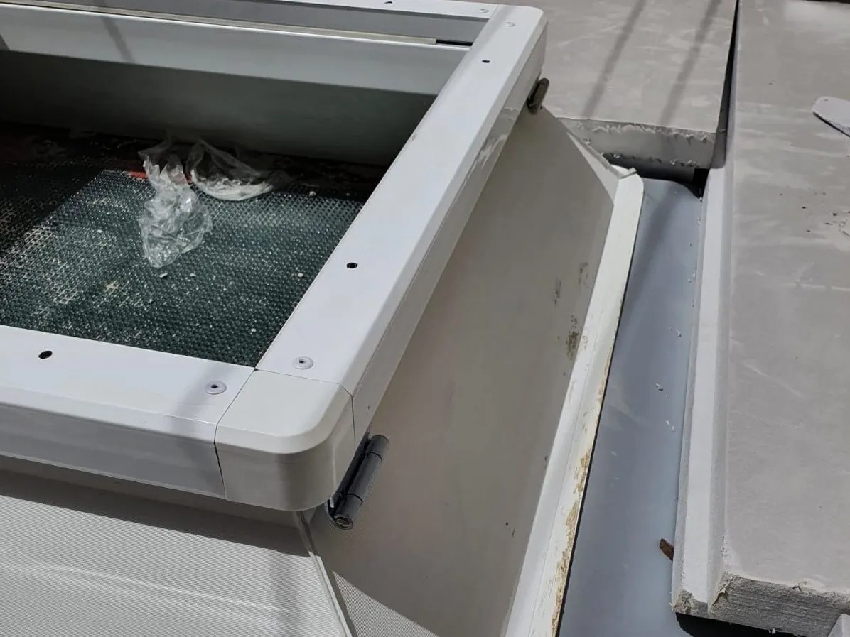 Instalación y mantenimiento de una claraboya